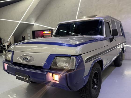 FORD F-1000 3.9 SUPER SÉRIE 4X2 CS 8V TURBO DIESEL 2P MANUAL